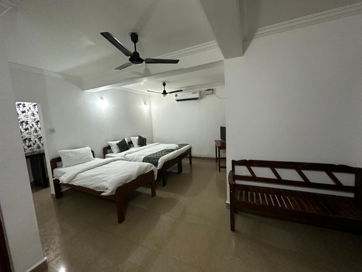 Ocean Way Guest house Baga